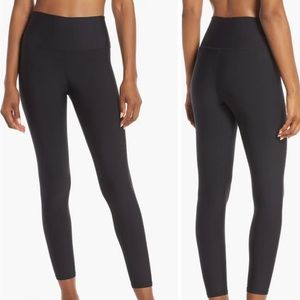 Alo Airlift leggings black size small